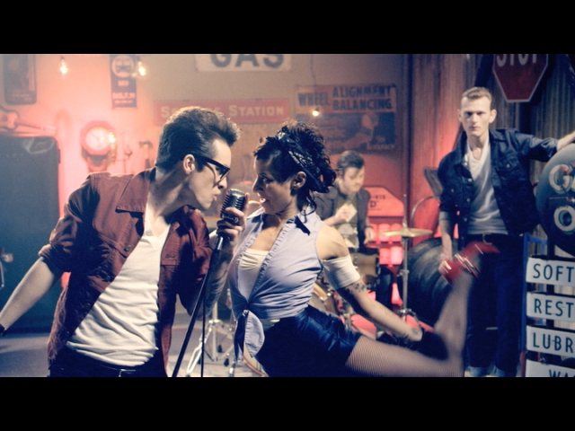 at the disco_哔哩哔哩_bilibili