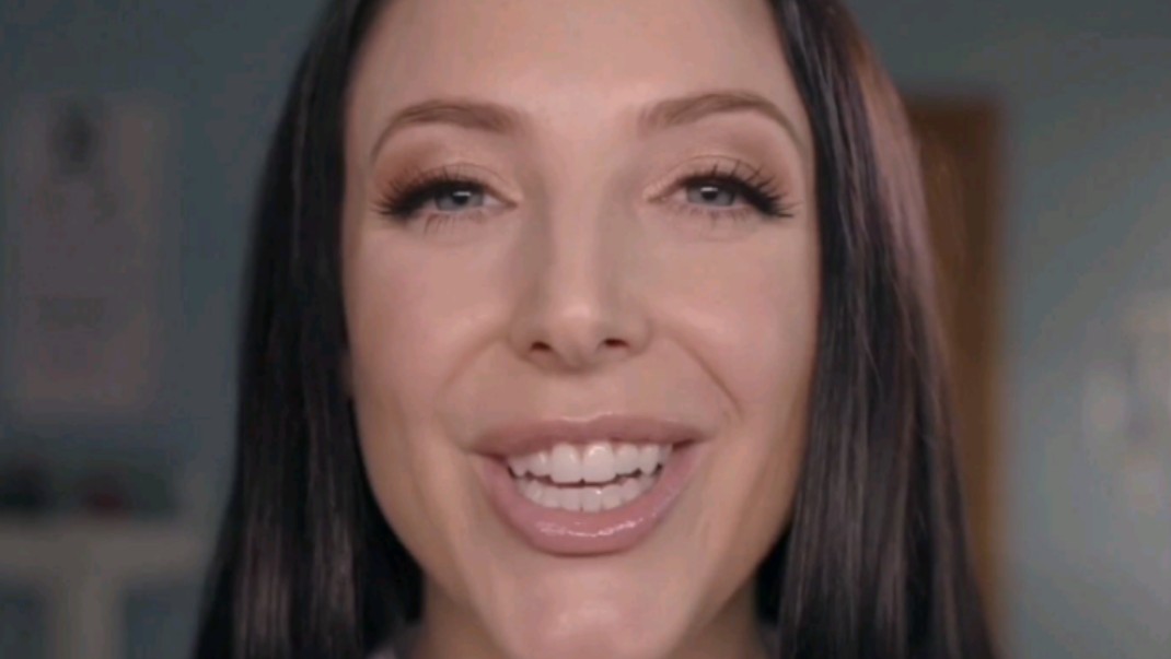 [图]欧美暗黑女神 Angela White ASMR 沉浸式体检