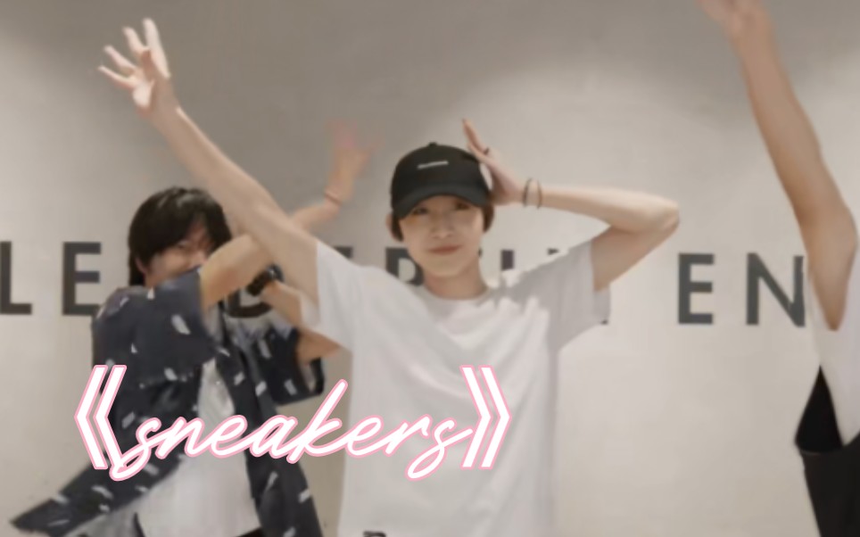 GIRLSTORY甜妹于小鱼ITZY《sneakers》翻跳单人focus哔哩哔哩bilibili