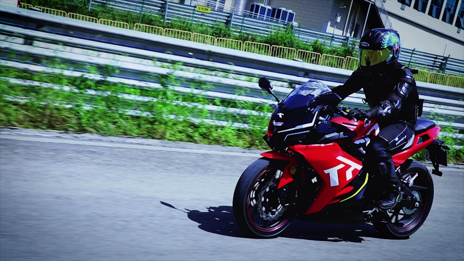 台荣gp250r赛道实拍_哔哩哔哩_bilibili