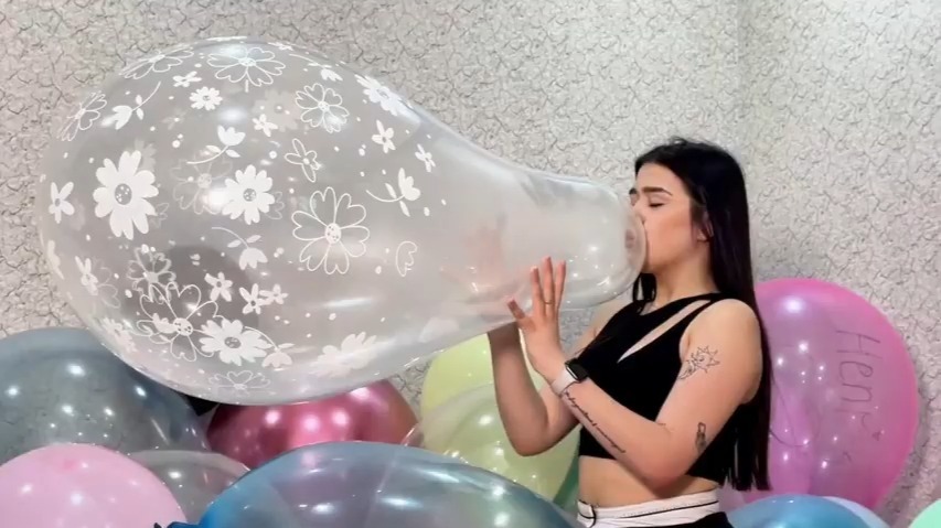 多彩透明大气球｜室内休闲玩耍片段POP🎈