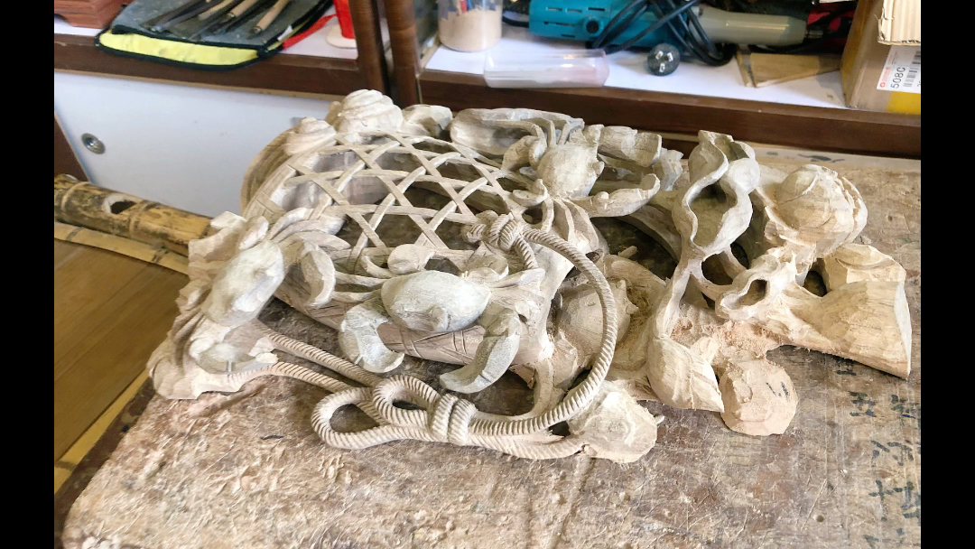 潮州传统木雕——半壁蟹篓创作过程/作者:工艺美术师陈标楠