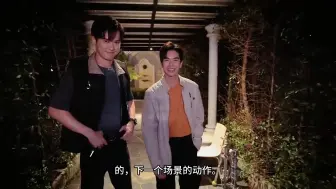 Video herunterladen: 【预感TNE SIGN】EP7幕后花絮