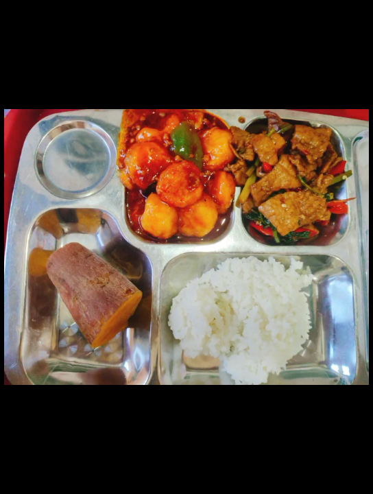 【北大食堂8】燕南晚饭|香煎日本豆腐 香菜牛肉和红薯