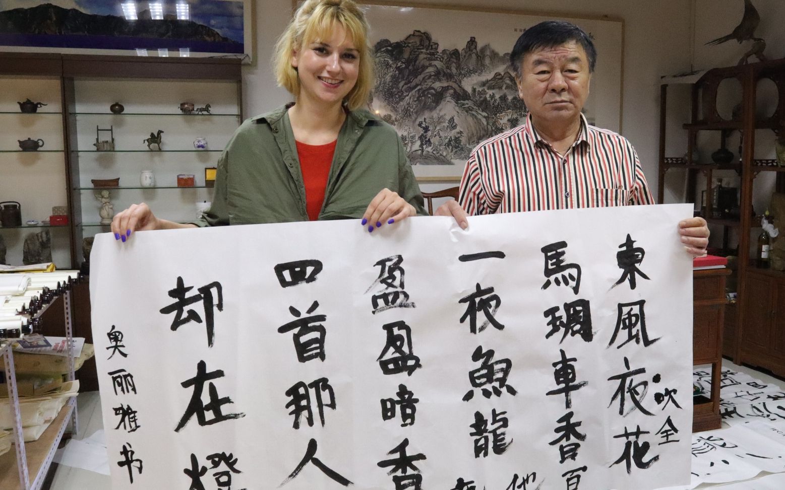 culturalexperiencechinesecalligraphy外国人体验中国书法