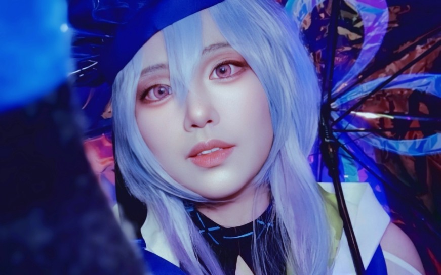 【明日方舟/cos】水月试妆「想我了没有,博士」