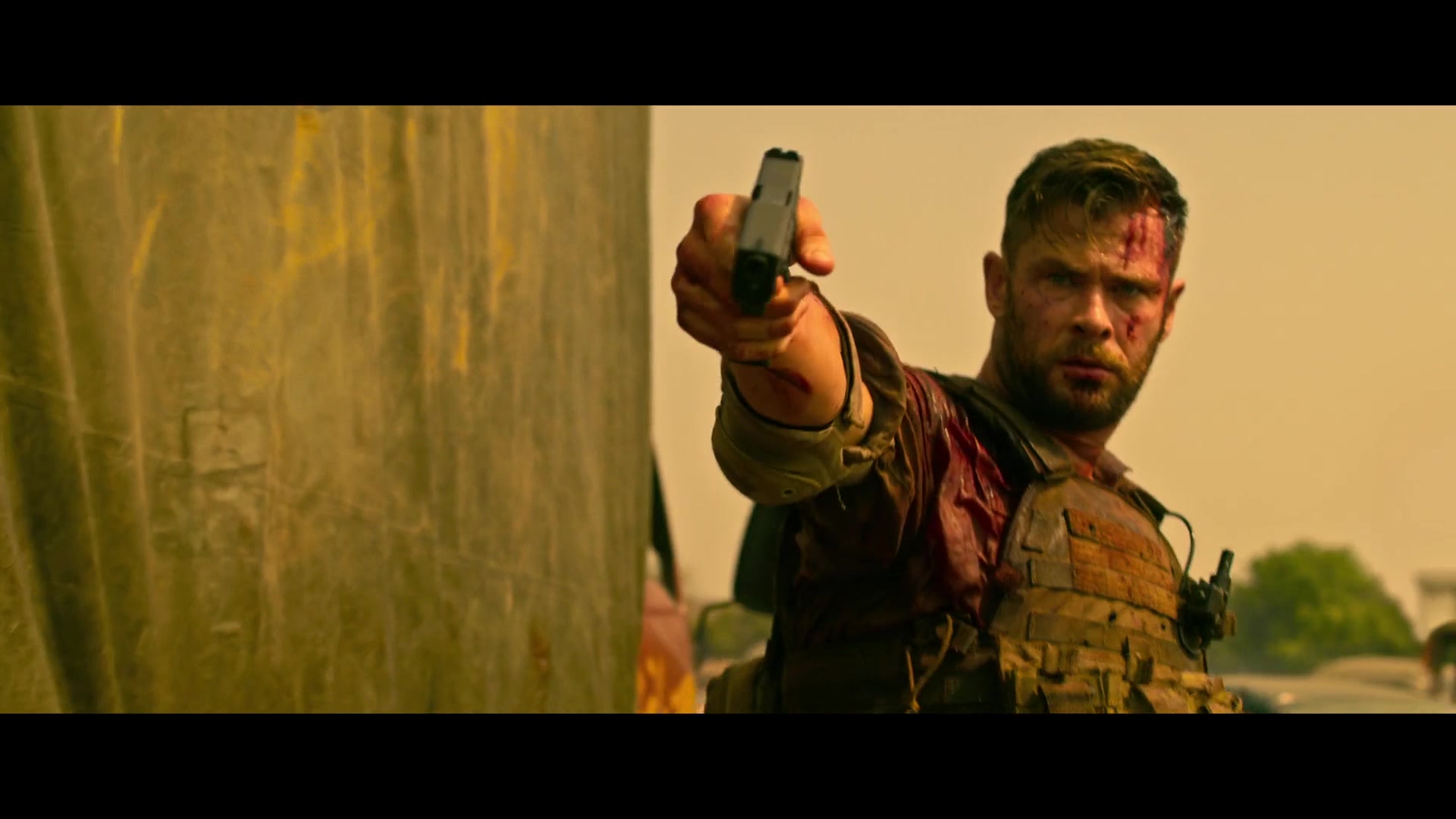 惊天营救枪战看不过瘾来着看看锤哥如何一把m4超神3