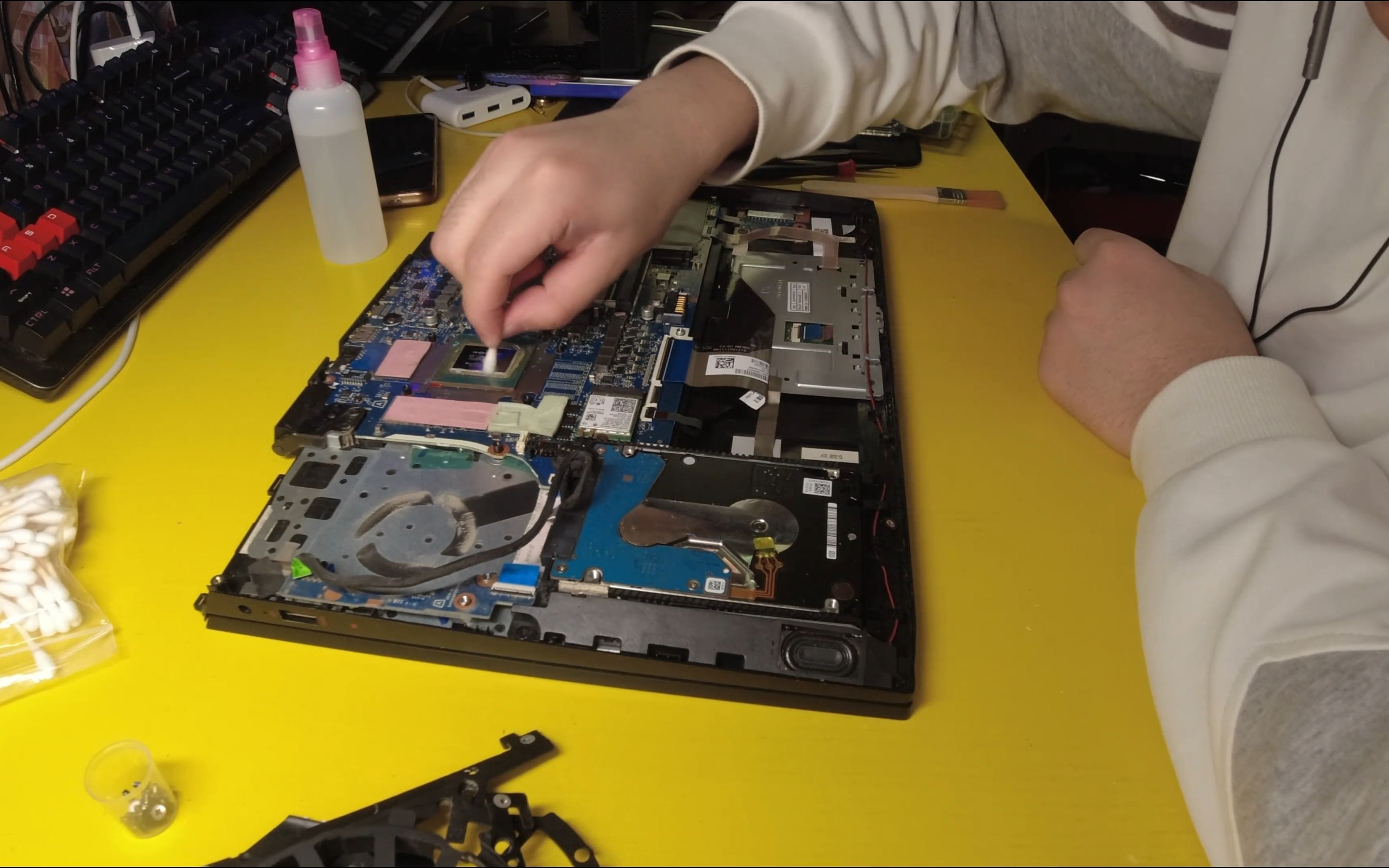 暗影精灵5清灰换电池× 深夜听歌77