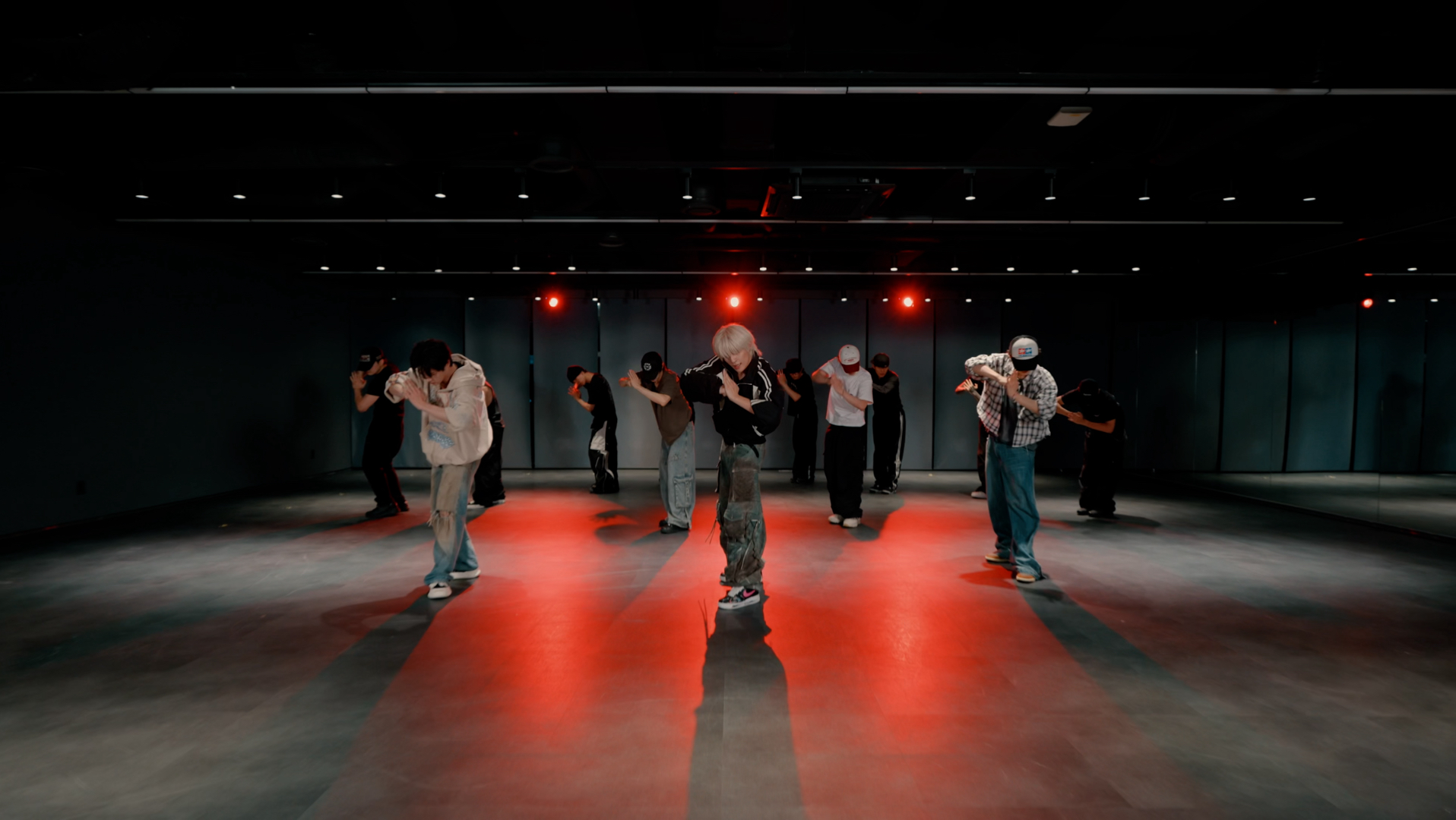 [威神V/WayV] WayV 威神V《鸢 (Vision Wings)》Dance Practice