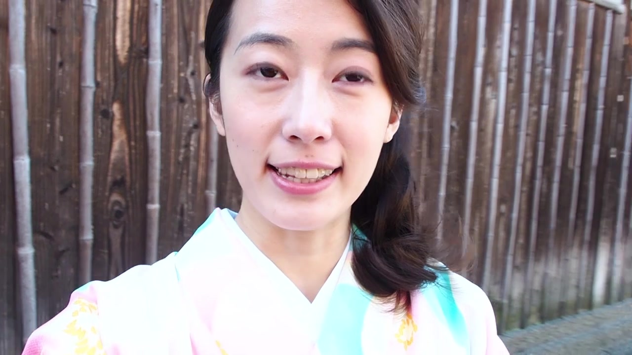 【张小薇了vlog】vlog05 旅行日本京都和服体验】_哔哩哔哩 (゜-゜)つ