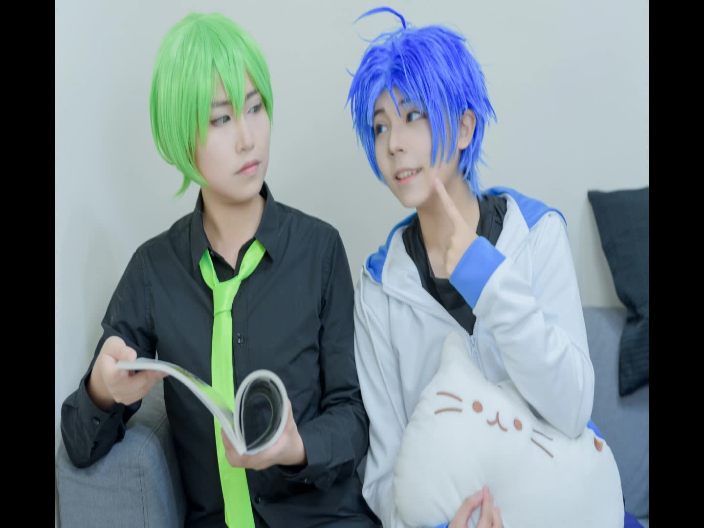 《小绿和小蓝cos视频》傲娇_哔哩哔哩 (゜-゜)つロ 干杯~-bilibili