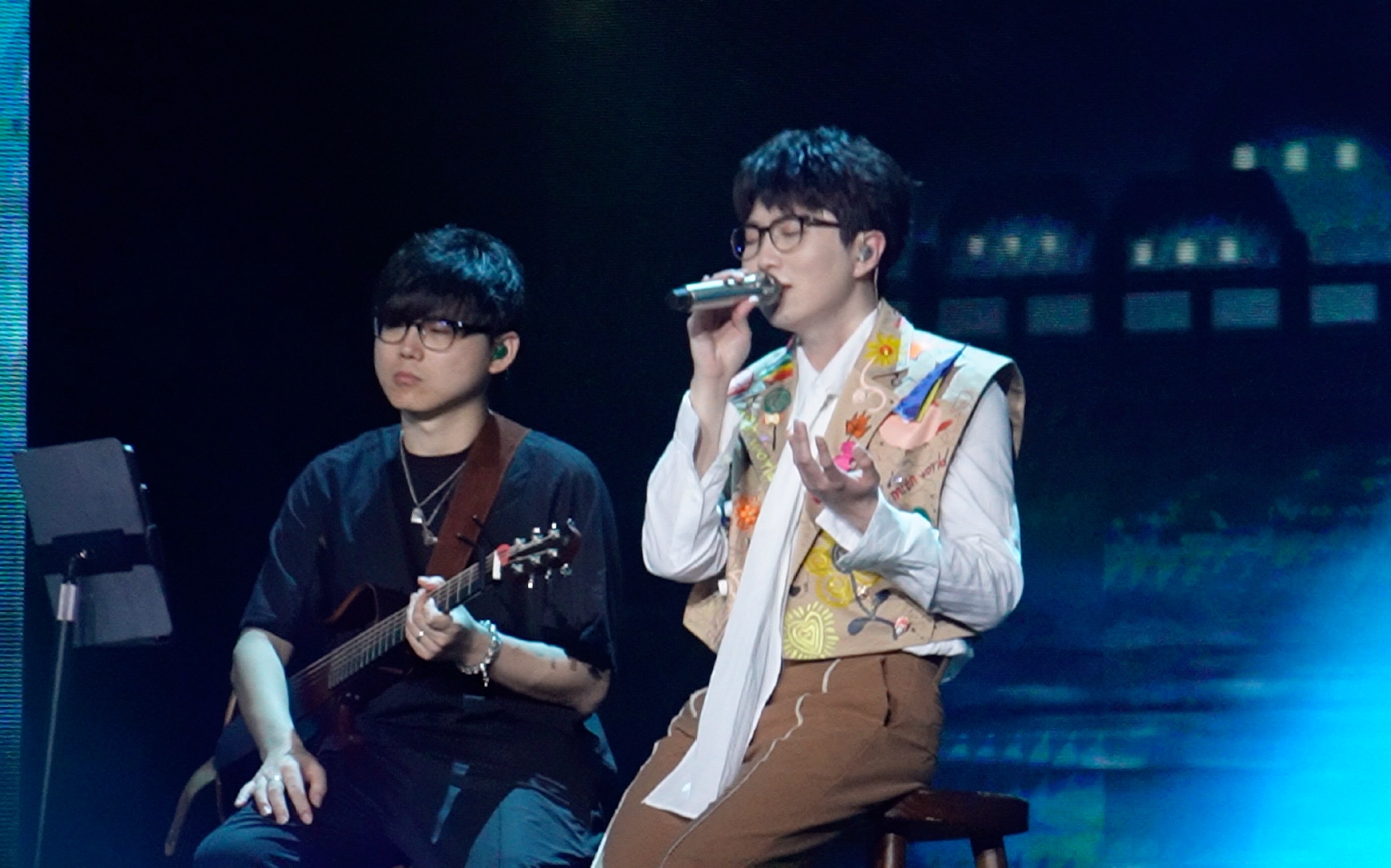 毛不易武汉演唱会水乡 一小段talking