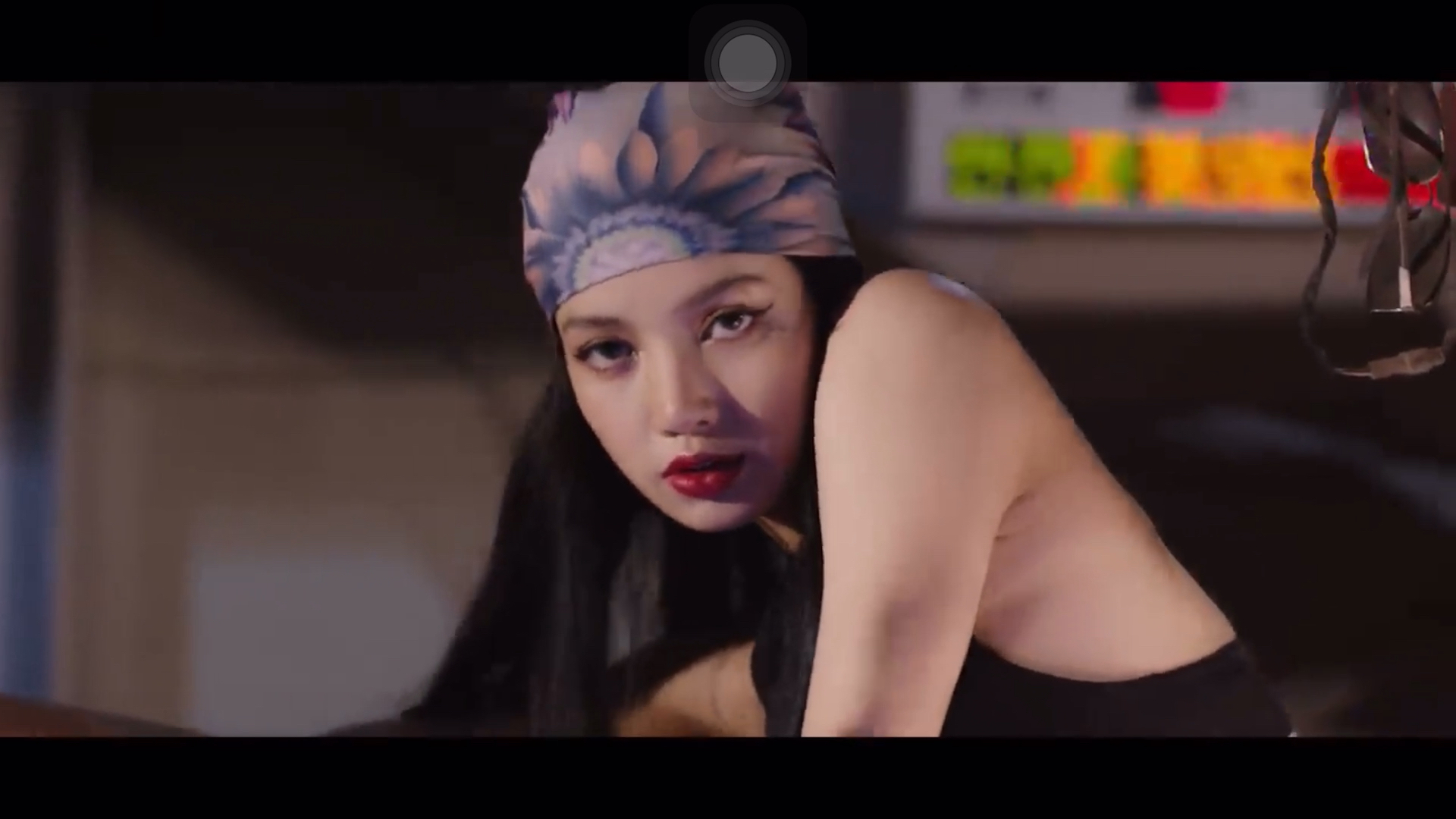 【lili·film】lisa最新舞蹈视_哔哩哔哩 (゜-゜)つロ 干杯~-bilibili