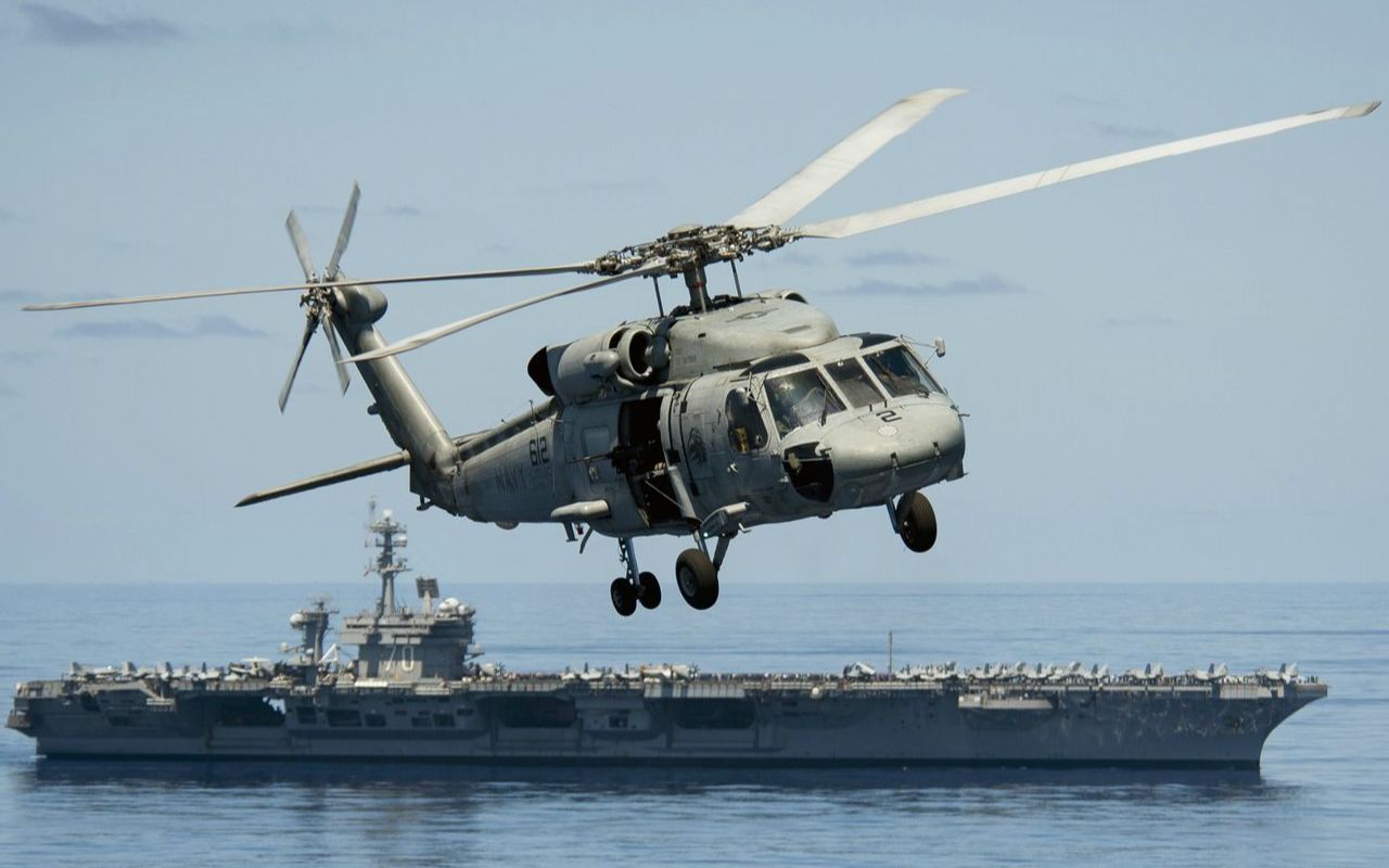 【sh-60"海鹰"直升机】西方国家海军使用最广泛的舰载直升机