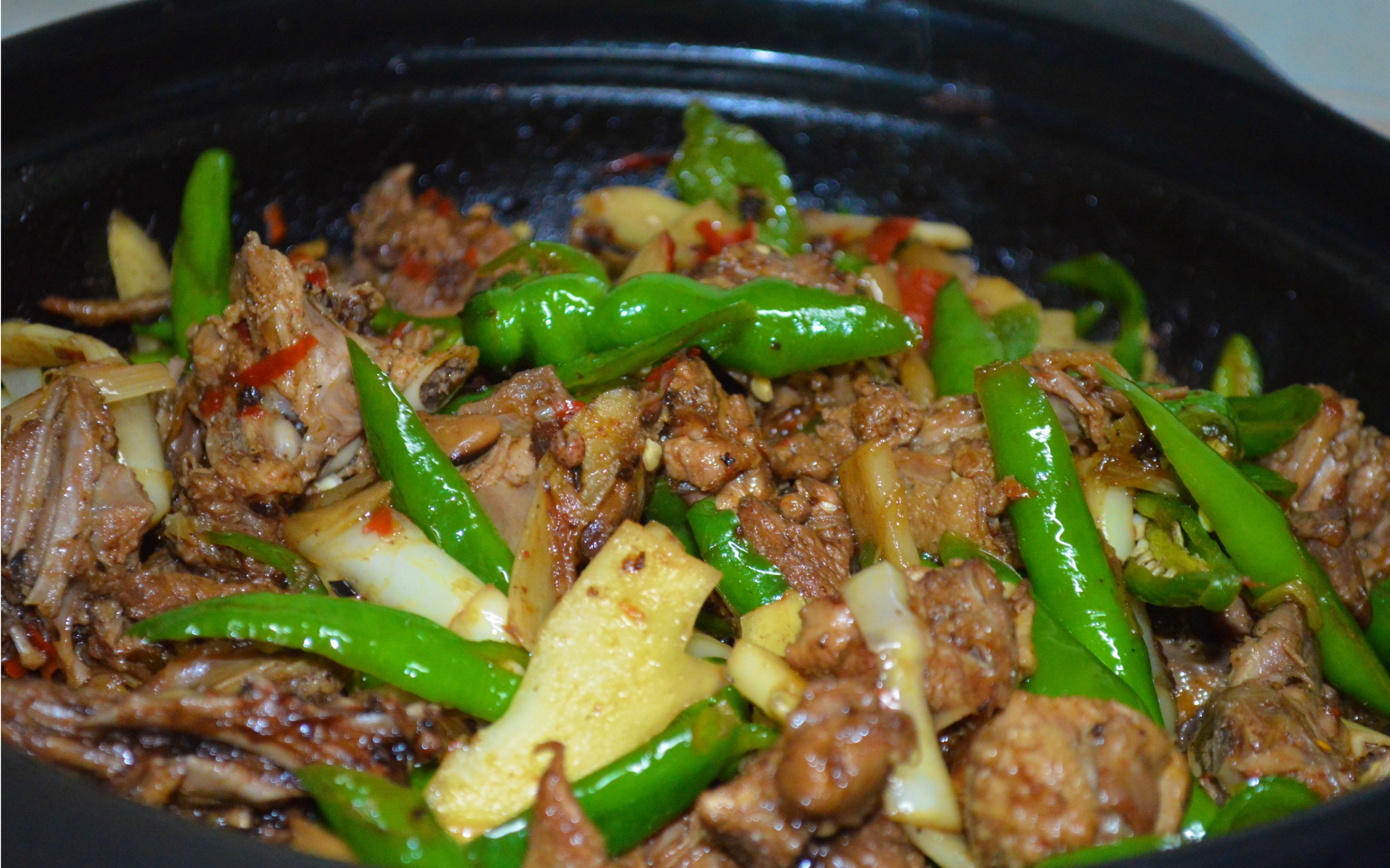 处暑吃鸭子,子姜青椒鸭子煲_哔哩哔哩 (゜-゜)つロ 干杯~-bilibili