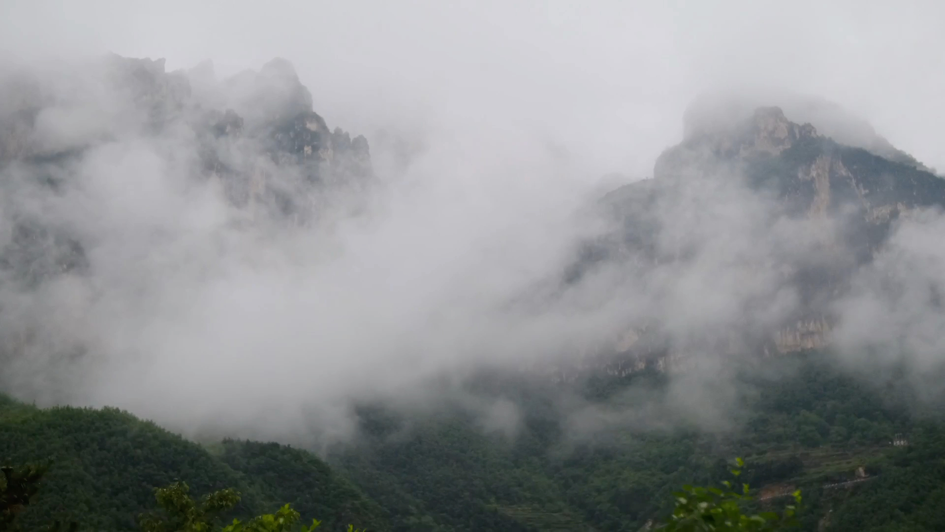 [图]太行山雨雾