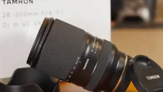 Download Video: 带上腾龙28-300mm F/4-7.1 Di III VC VXD 探索街头精彩瞬间