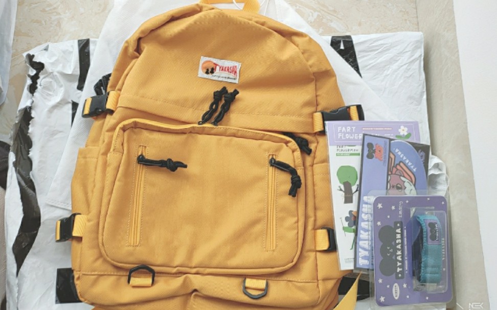 塔卡沙书包开箱超级可爱