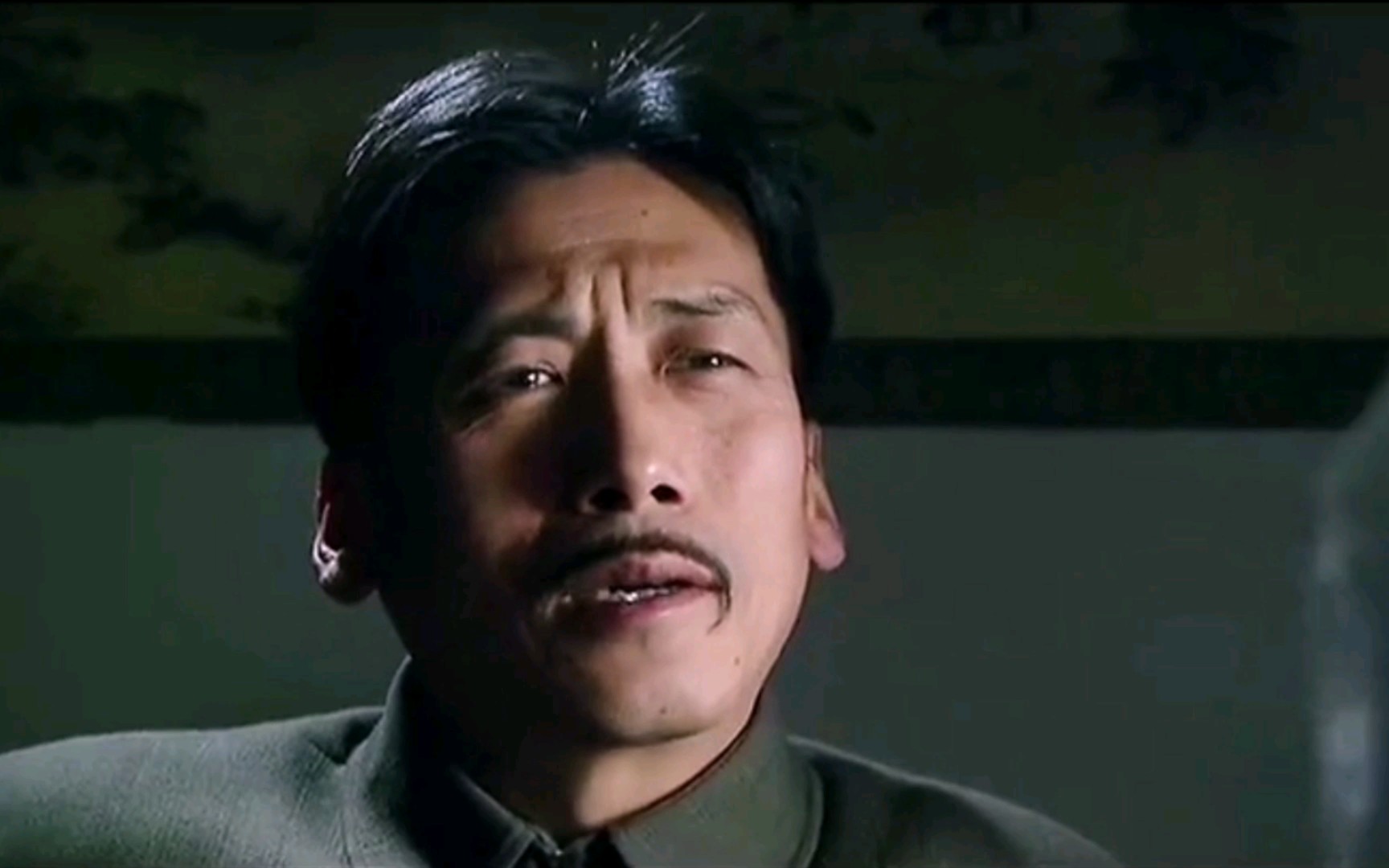 雾柳镇:官家撞见柳云轩与四太太偷换,借此威胁他杀黑狗,不料反被吓破