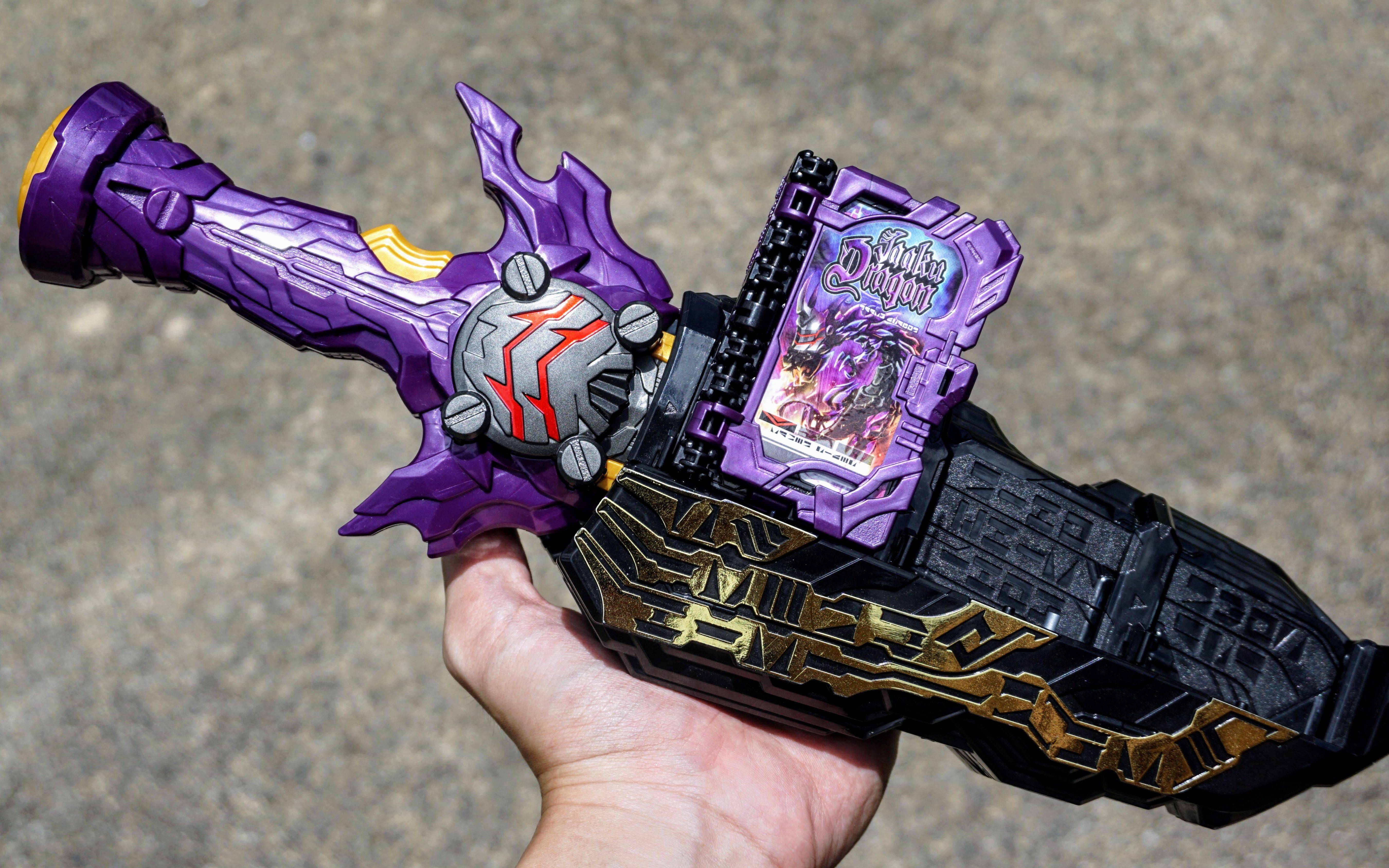 邪恶之龙!『假面骑士calibur』