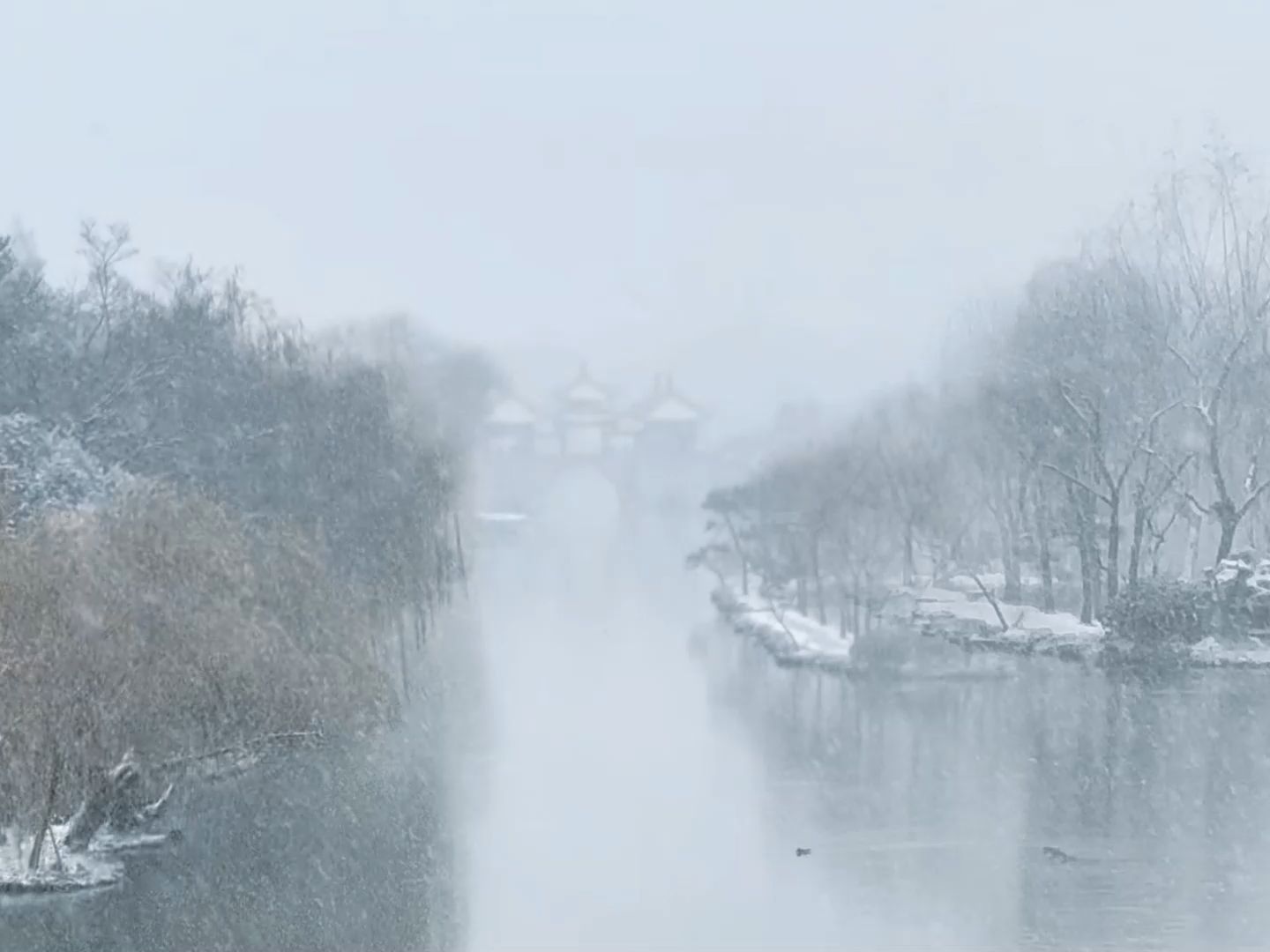 瘦西湖的雪:雪景如画,美得令人窒息!哔哩哔哩bilibili