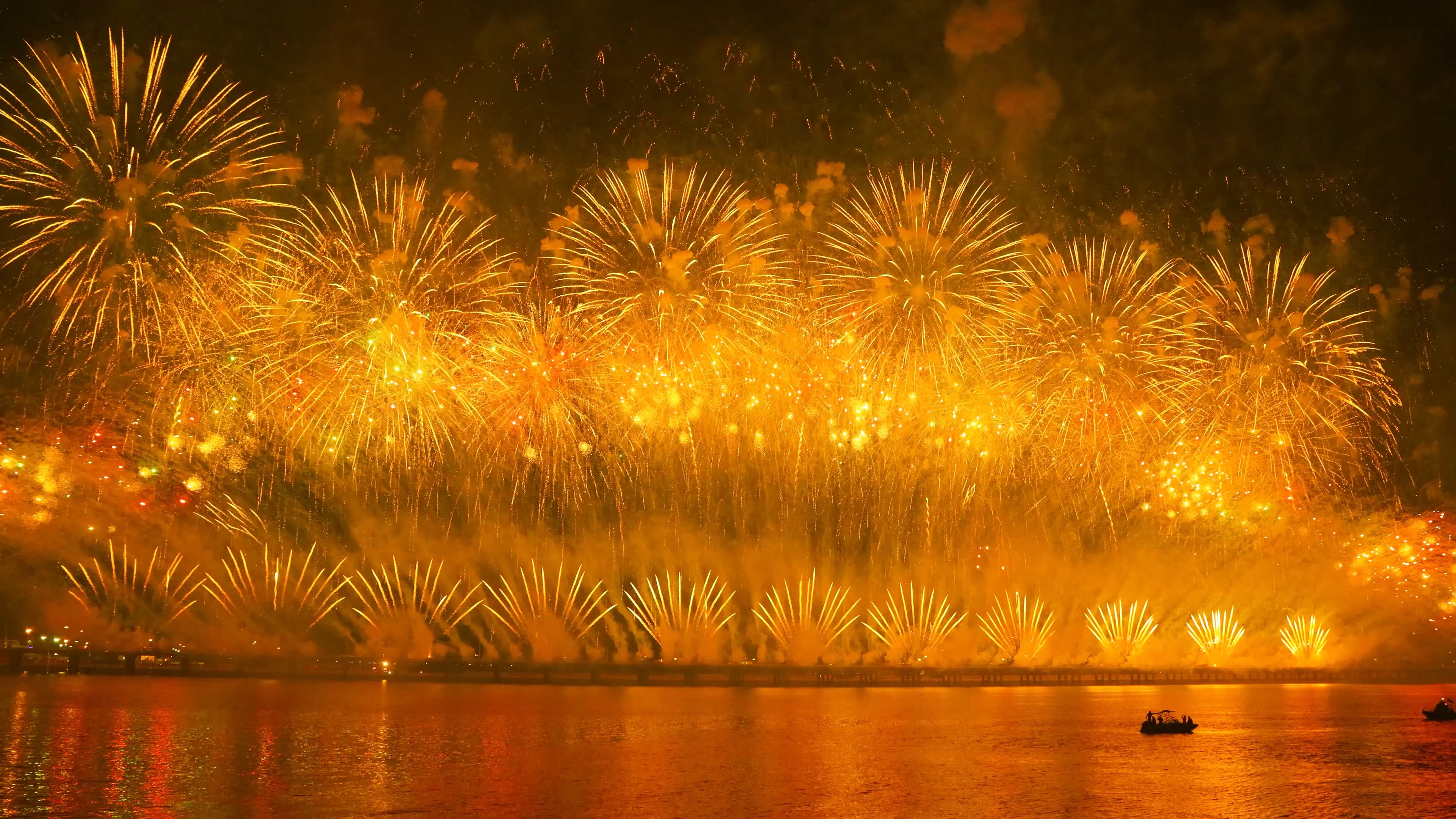 大连星海广场烟花图片