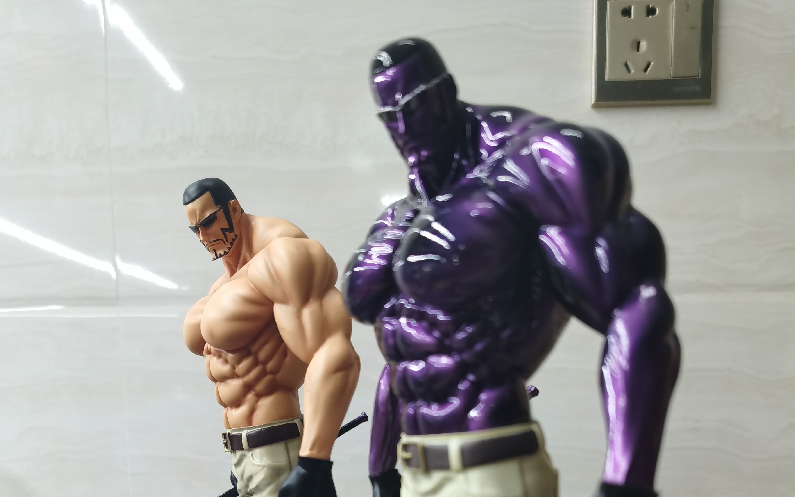 开箱"维尔戈"雕像|超级大的"胸肌",猛男必入|海贼王