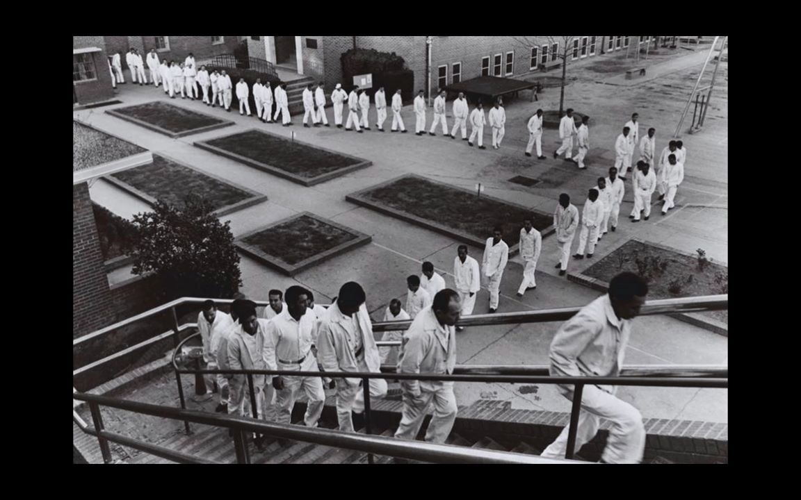 [图]【审美与灵感】边缘人群的社会记录 | 美国街景摄影师 Danny Lyon