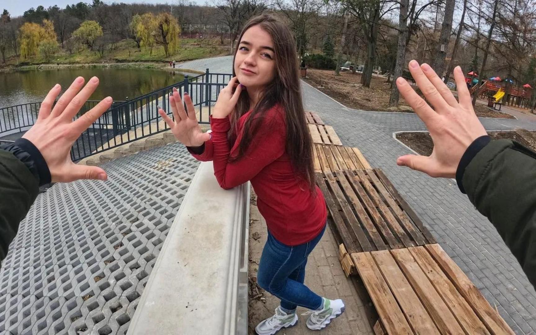 如果有女孩子非要和你谈恋爱,你会怎么办?第一视角跑酷带你拒绝