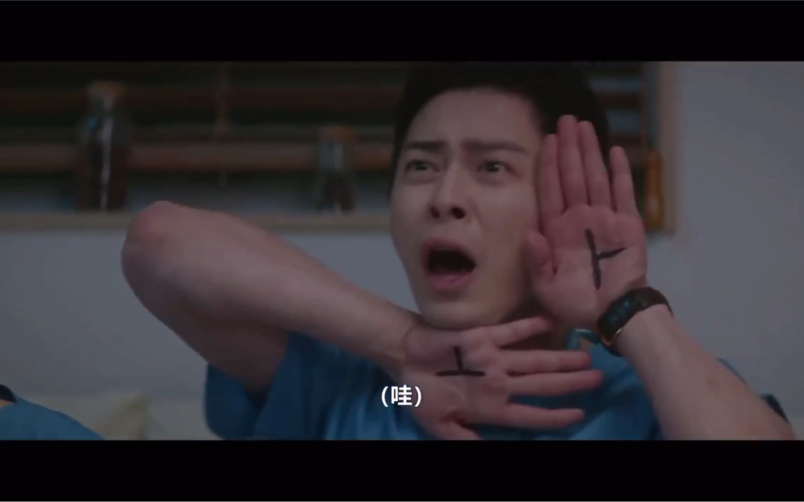 机智的医生生活2有易俊在的地方就会有欢乐这个表情包太好笑了不愧是