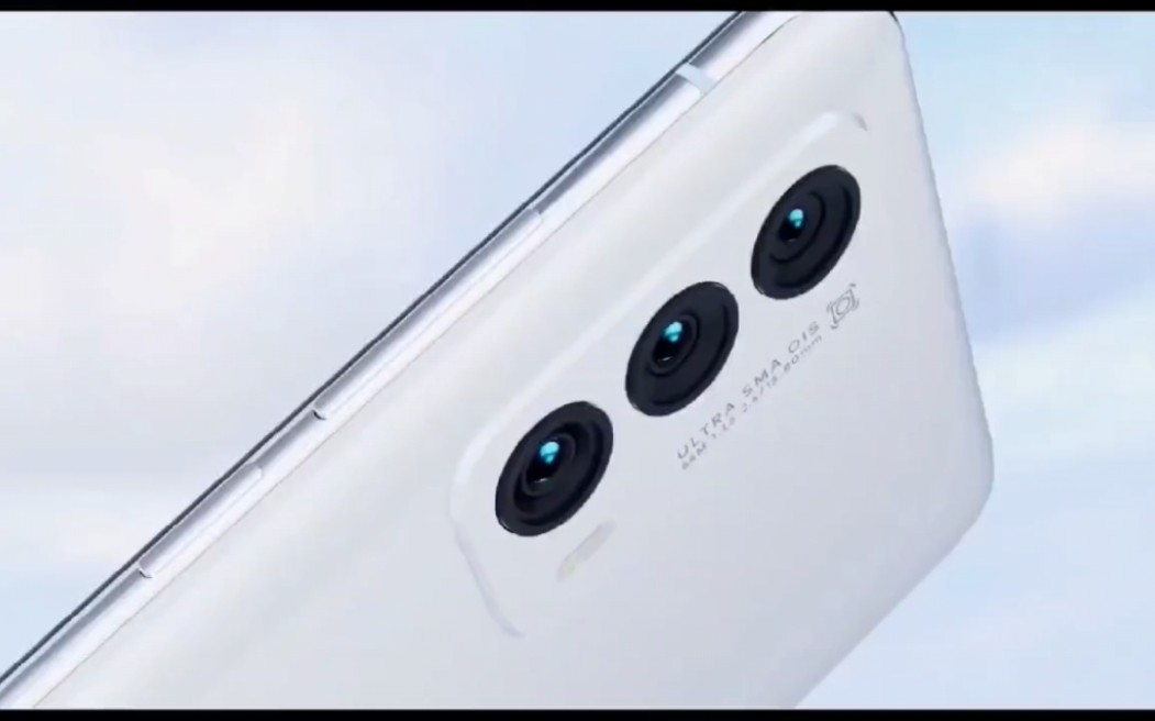 魅族18,骁龙888手机,2021年唯一白面板手机