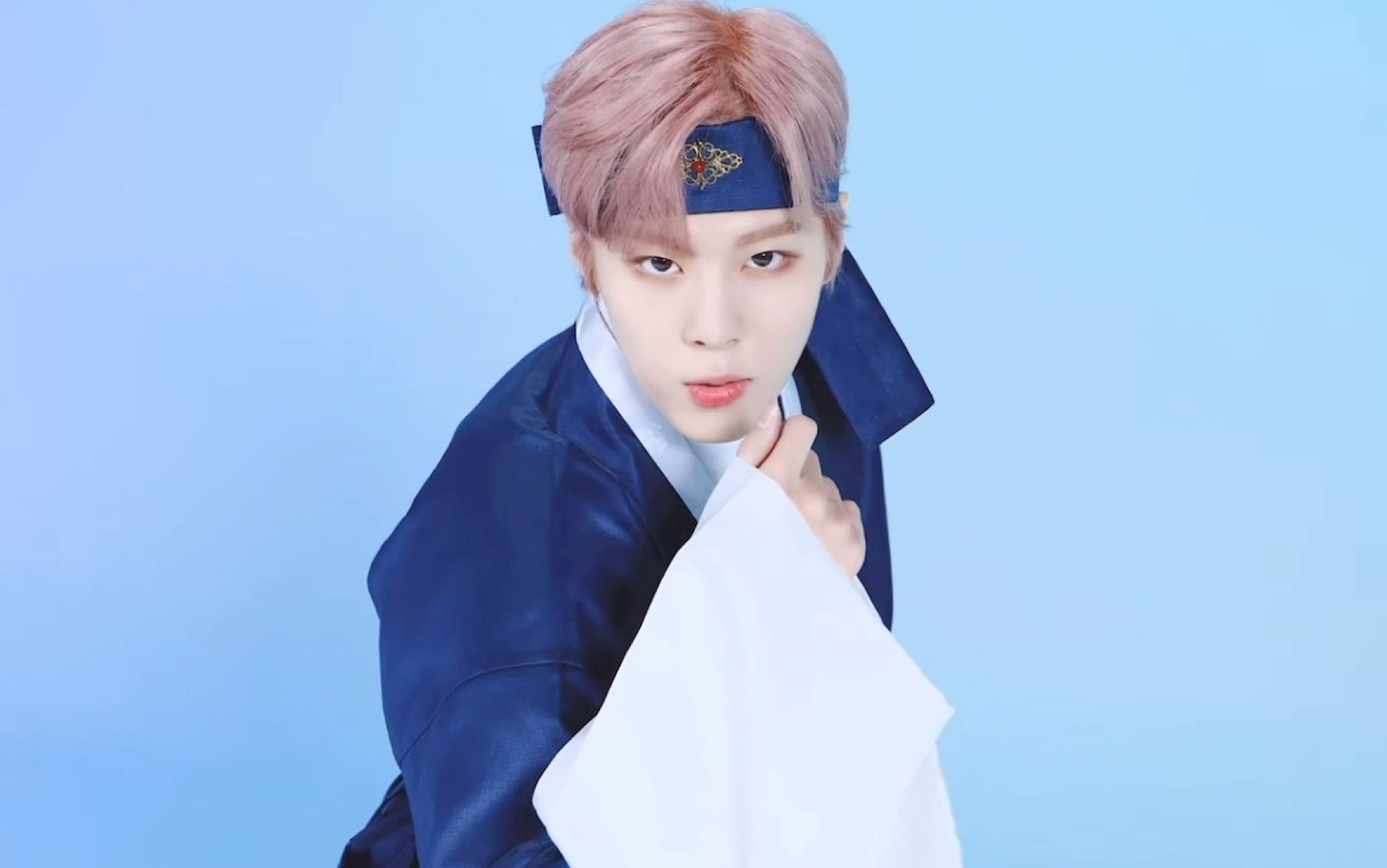 金宇硕《sugar》韩服版 帅哥留条活路给我吧呜呜呜_哔哩哔哩 (゜-゜)