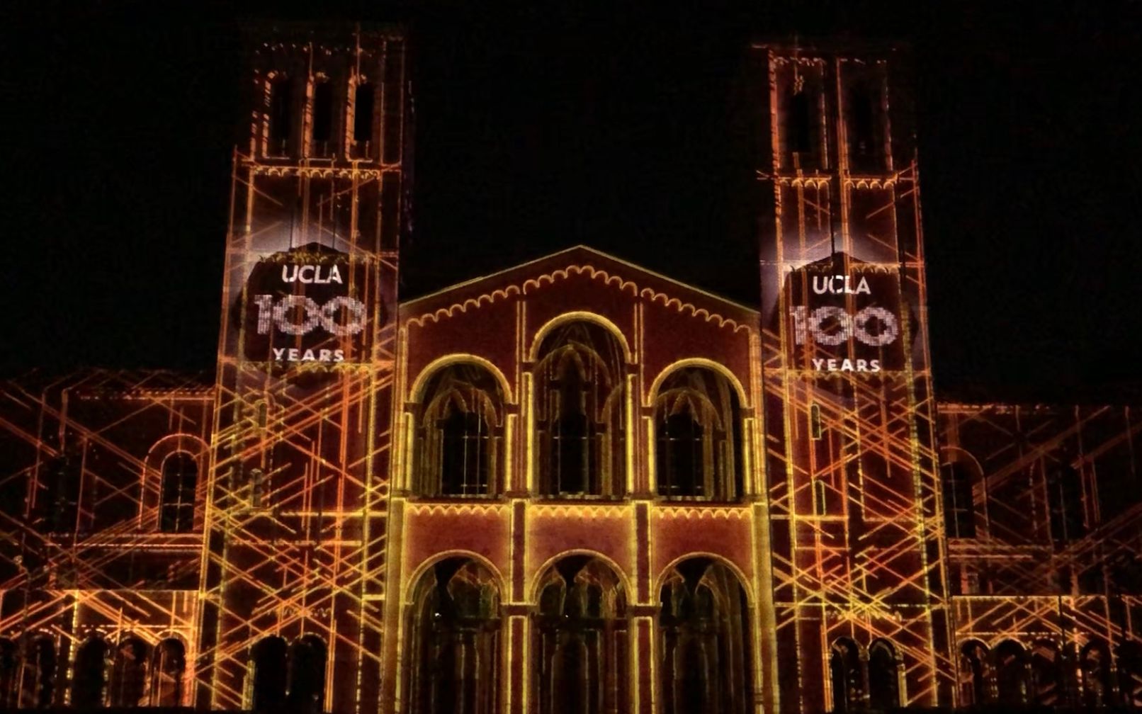 ucla百年校庆灯光秀完整版_哔哩哔哩 (゜-゜)つロ 干杯~-bilibili