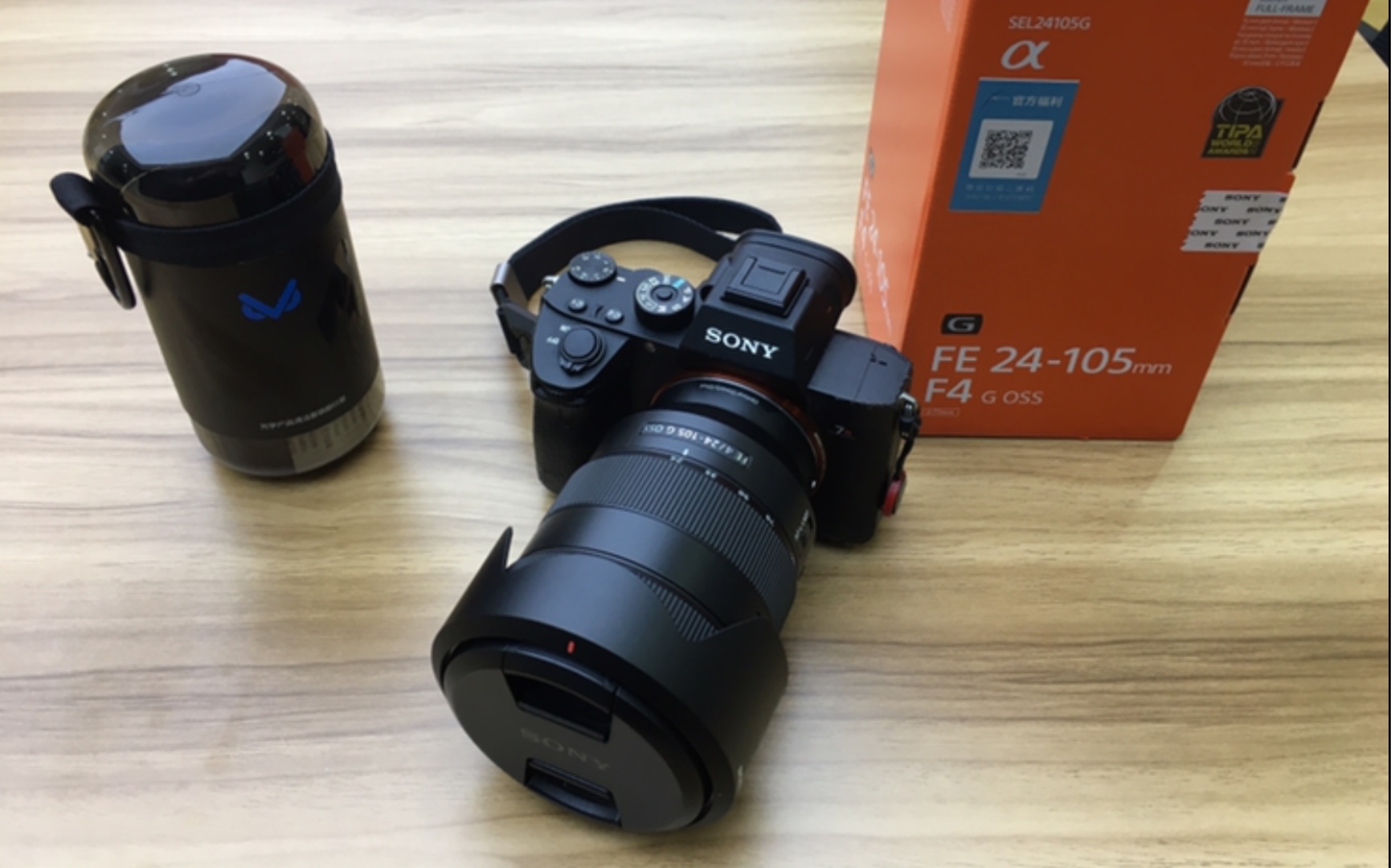 索尼fe24-105f4镜头开箱_哔哩哔哩_bilibili