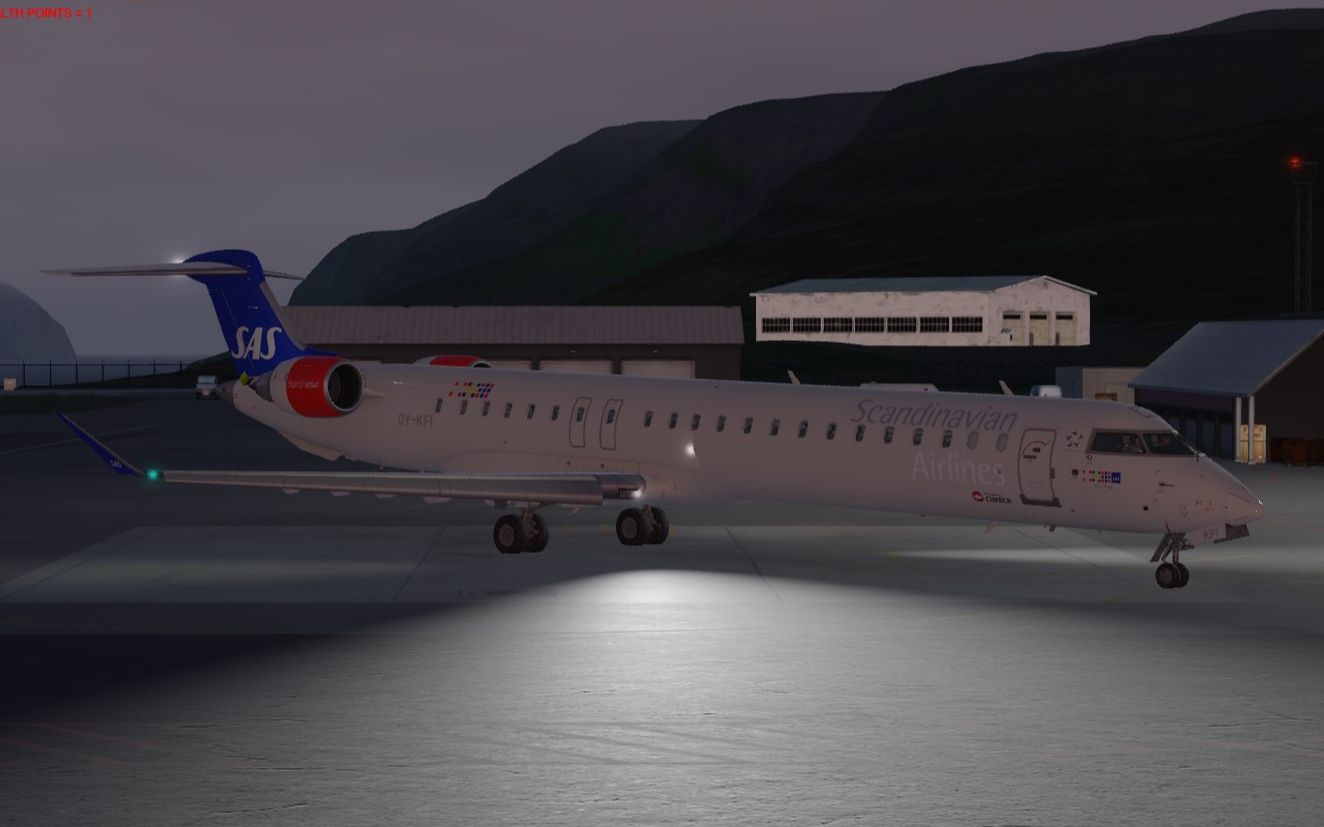 北欧航空crj900ng雨天低能见暴力炸机落地南安普顿