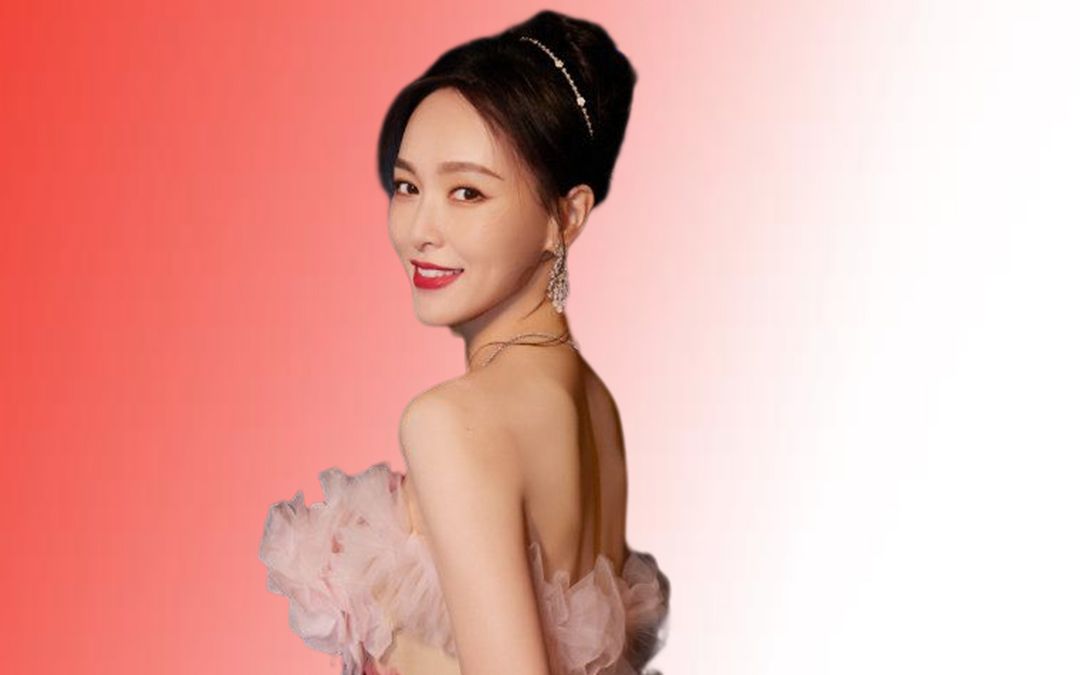 微博之夜"抓马"瞬间,主持人频频忘词,唐嫣被关门口20分钟未能入场