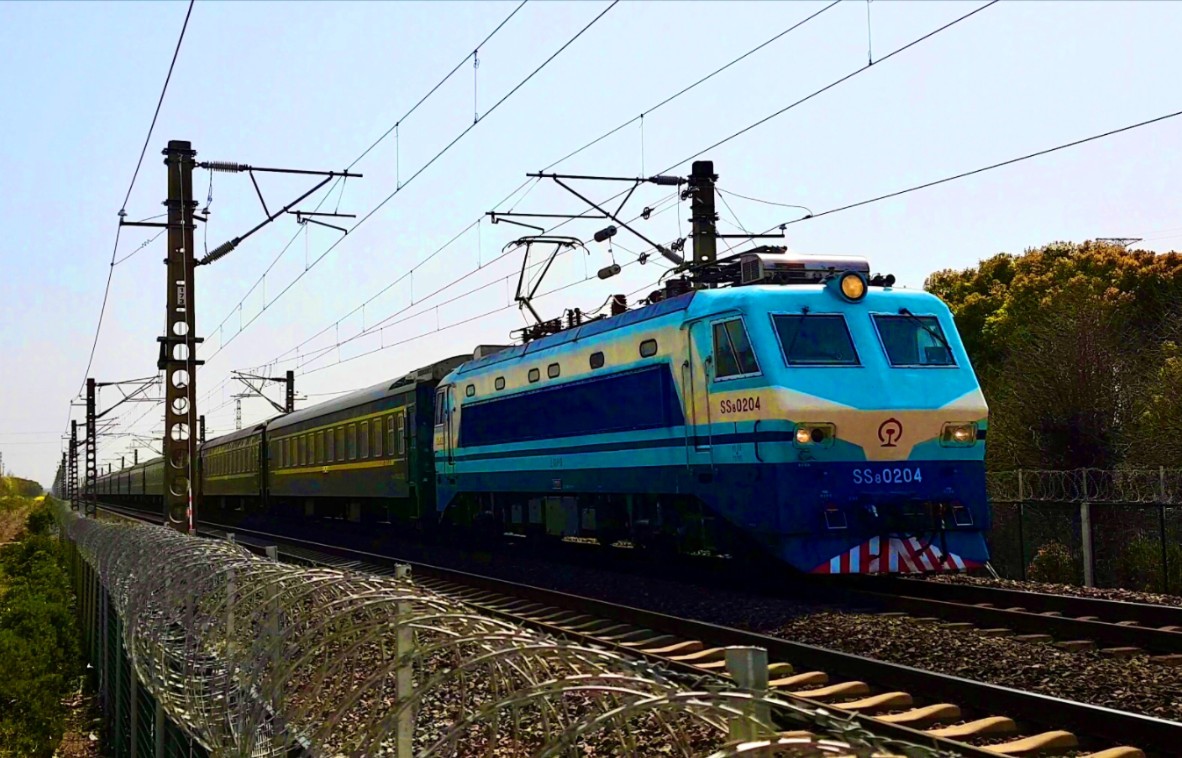 上局沪段 ss8 0204 牵引 k1374次 怀化-上海南 通过沪昆线长水路