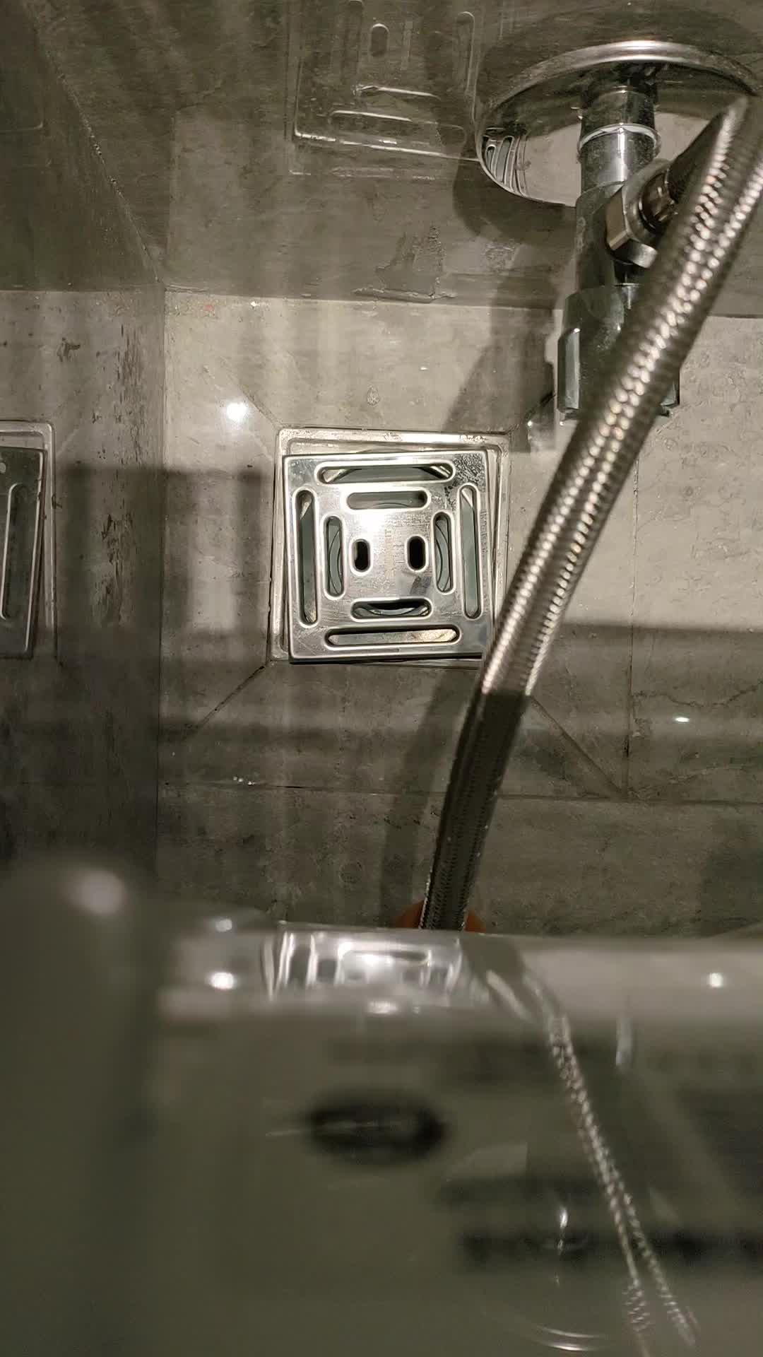 精装修地漏改造换新