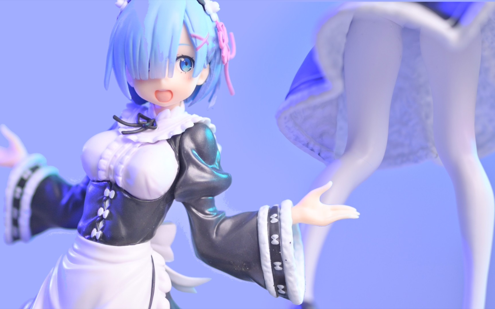 一百块的蕾姆女仆装裙子底到底有什么