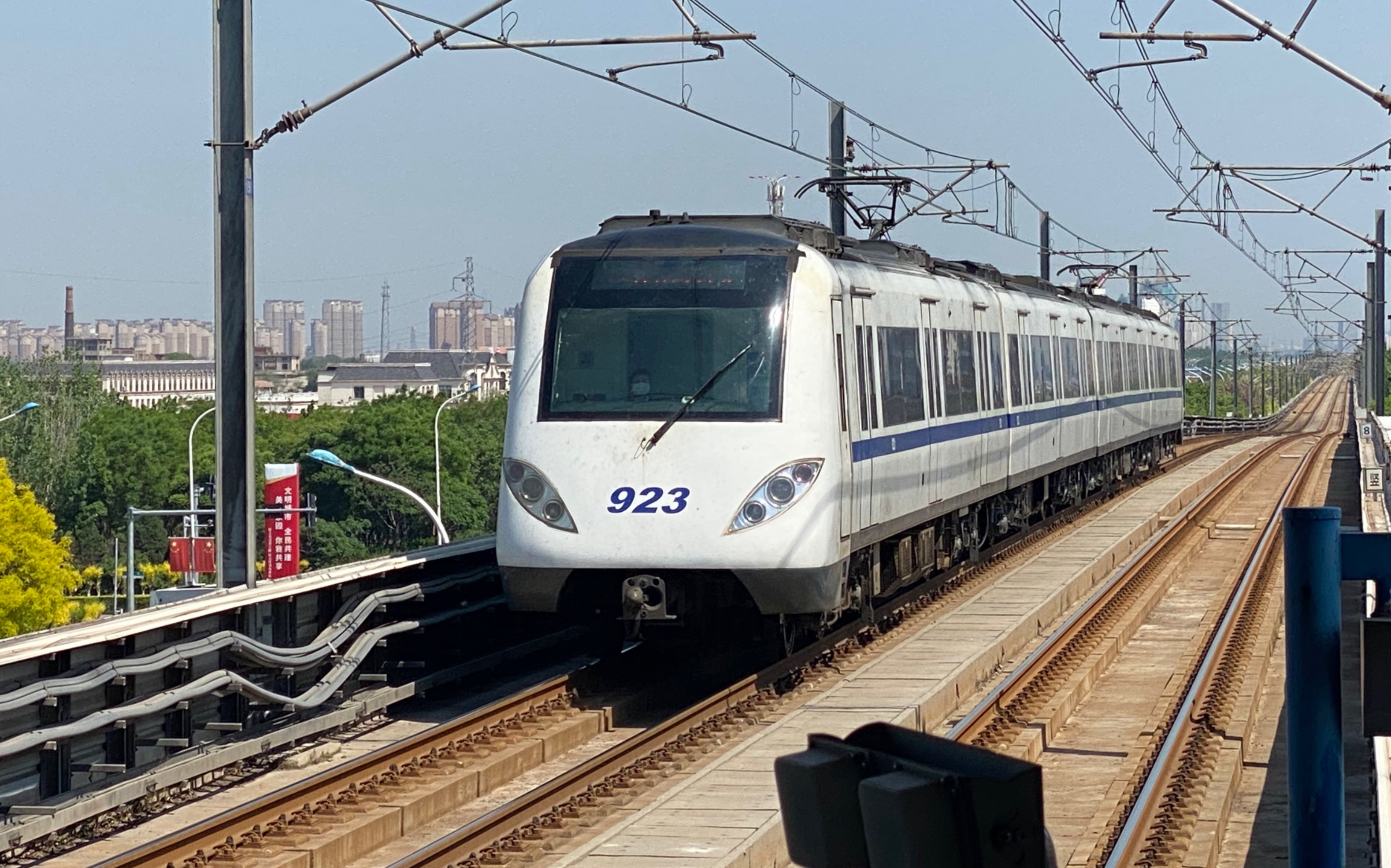 【天津地铁】9号线列车一号桥站出站