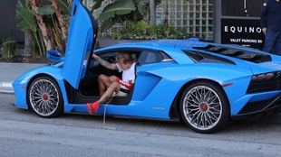 Justin Bieber 的大玩具boo Boo 车 哔哩哔哩 つロ干杯 Bilibili Justin Bieber 的大玩具boo Boo 车 哔哩哔哩 つロ干杯 Bilibili