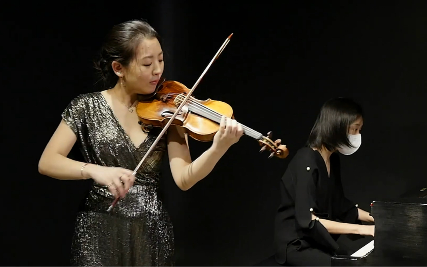 [图]Anna Lee & 小提琴 ~ 格什温/海菲茨-美国人在巴黎 Gershwin-Heifetz An American in Paris/Violin