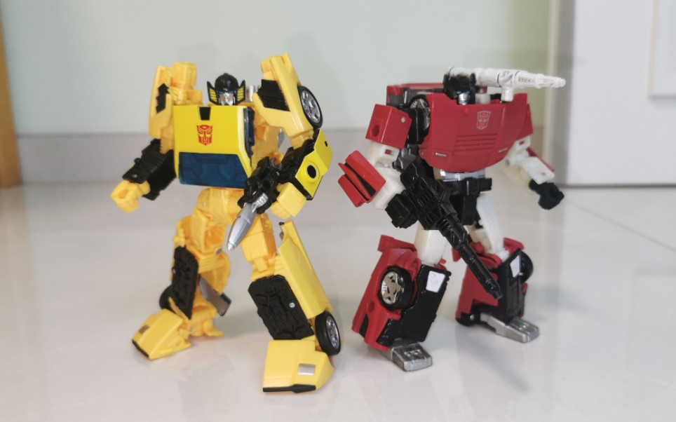 【苦逼的玩具分享】变形金刚 wfc d级 围城横炮 地出飞毛腿_哔哩哔哩