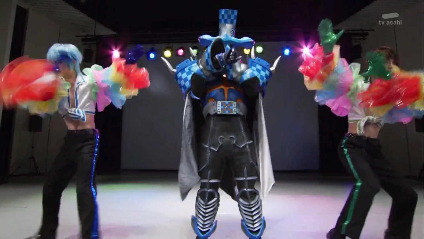 骑士龙战队龙装者龙装蓝绿为反派伴舞cut