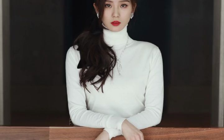 刘诗诗 #刘诗诗初冬午后大片 每一次出现都令我心动