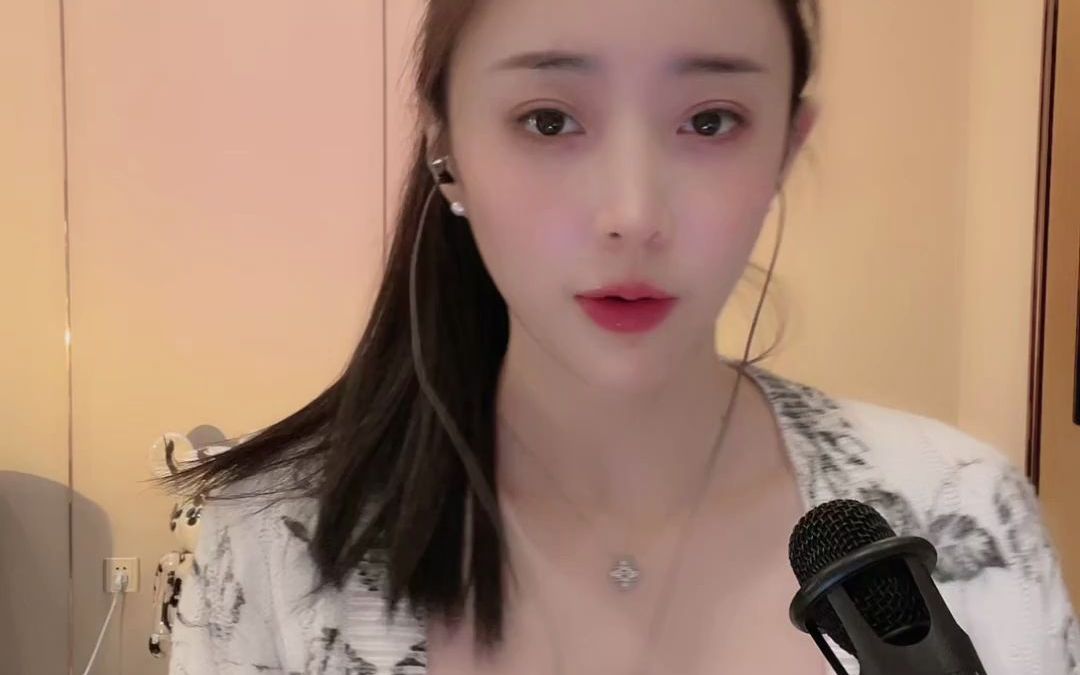 【dy】梦娜形体瑜伽 20220118 直播回放 第2场_哔哩哔哩_bilibili