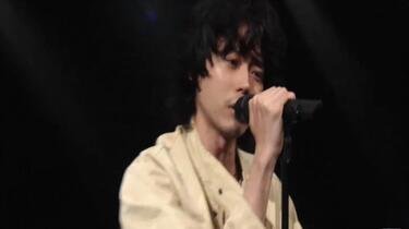菅田将暉 × Godard Haberdashery イエロー　サイズM TopCoat【公式】 | ⁡ ⁡ 菅田将暉 LIVE 2024 