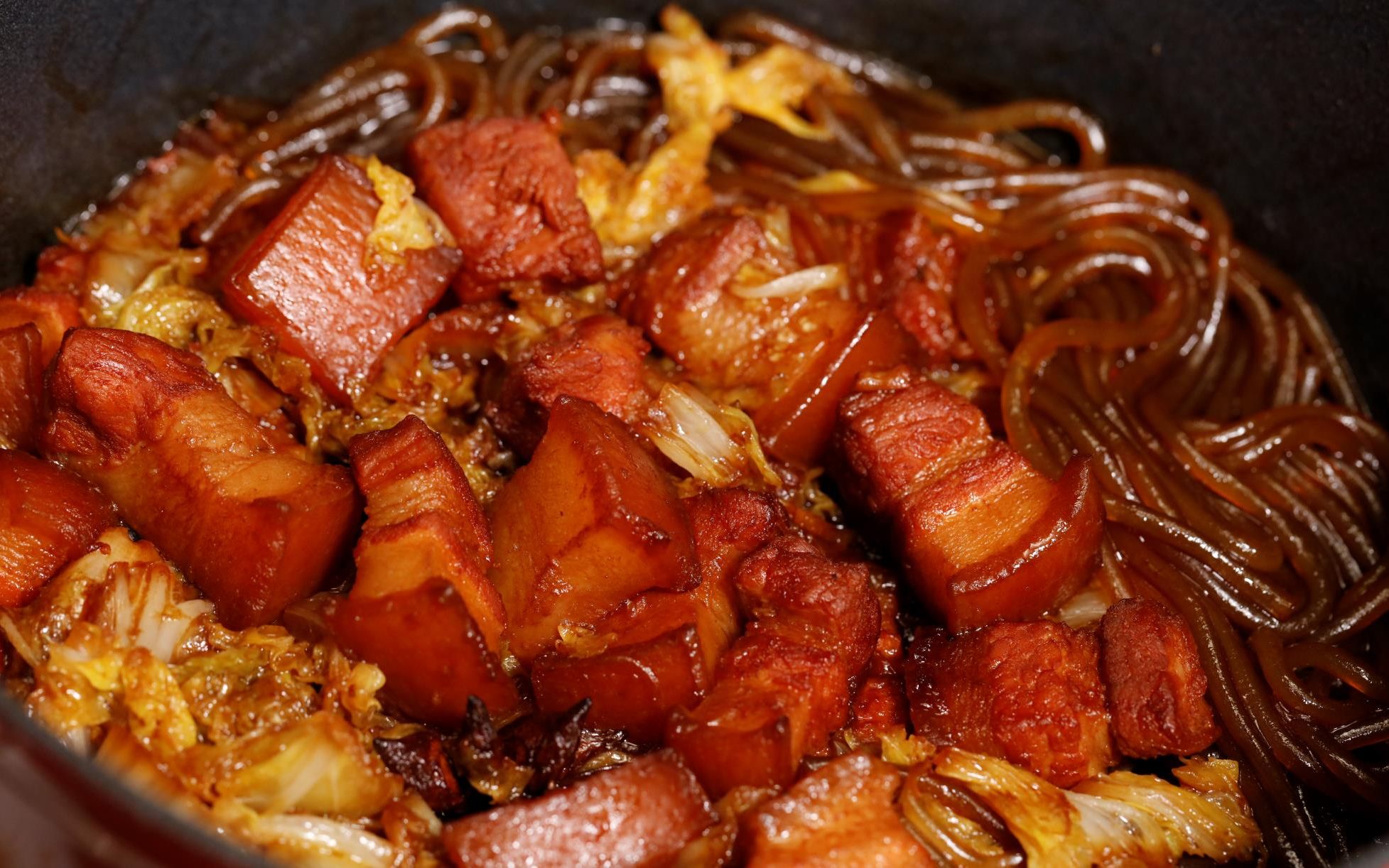 红烧肉炖白菜粉条图片