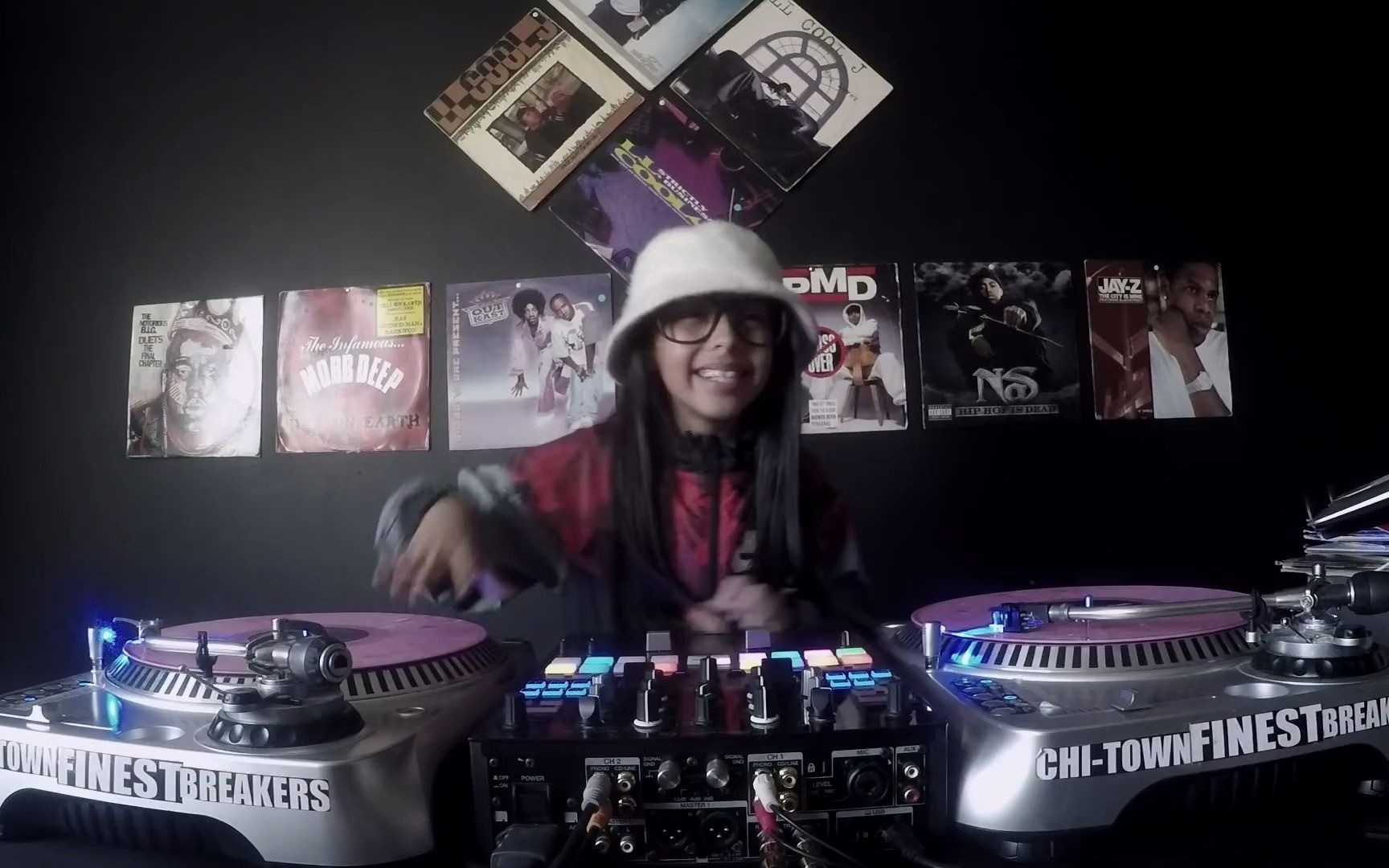 [图]DJ LIVIA tribute to LL Cool J