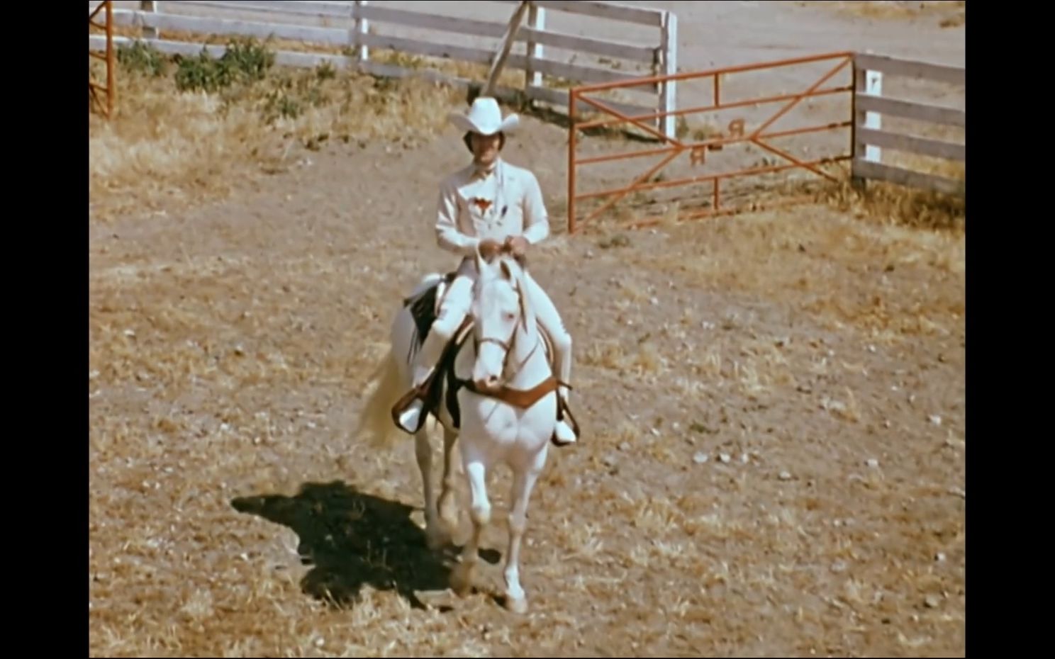 [图]徐小凤 白云寄情意 英文原曲 Glen Campbell - Rhinestone Cowboy MV